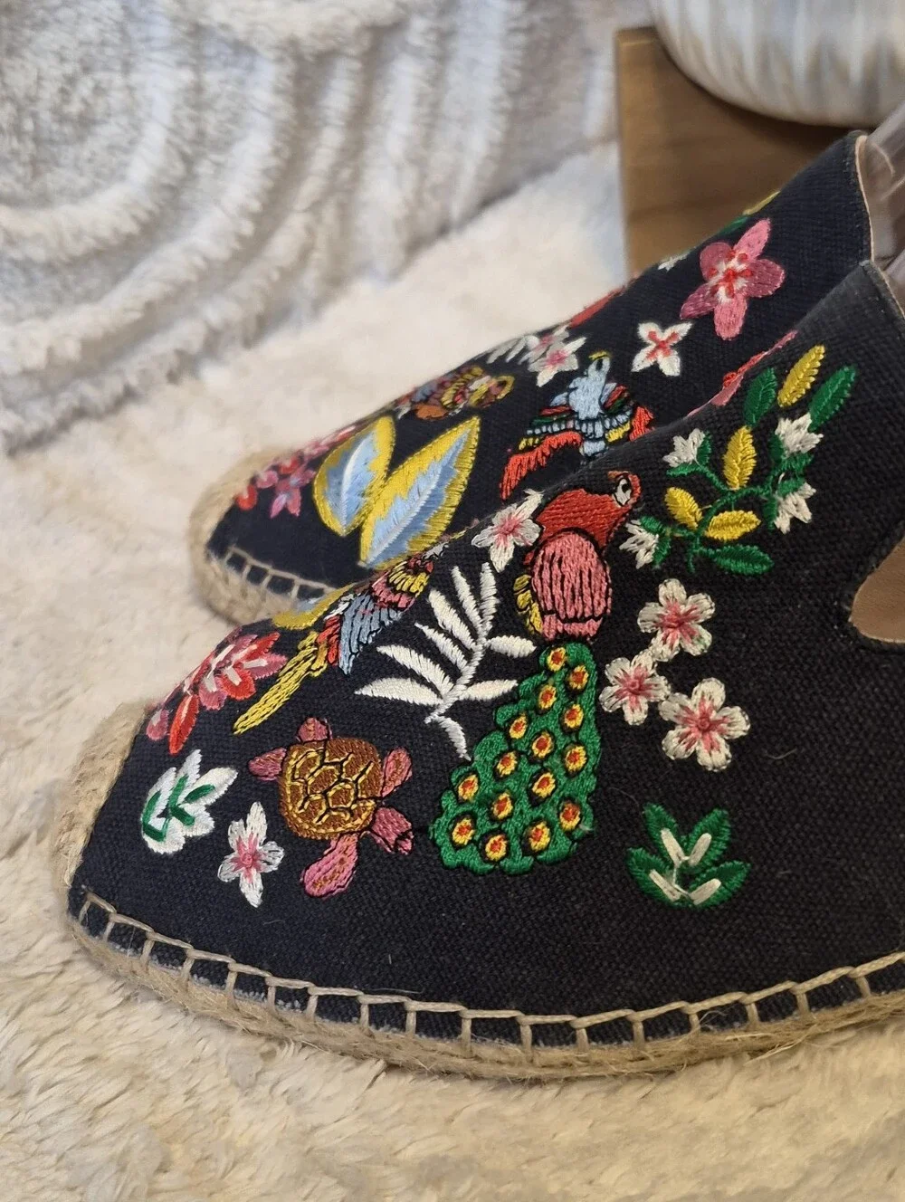 NEW!! Boden Embroidered Mule Espadrille Slides Navy Blue Colorful Women’s Size 8